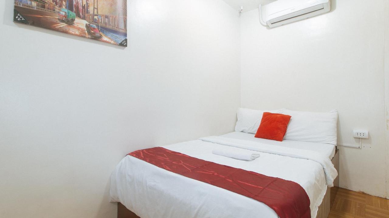 Nearest Hostel Pasay City By Reddoorz Esterno foto