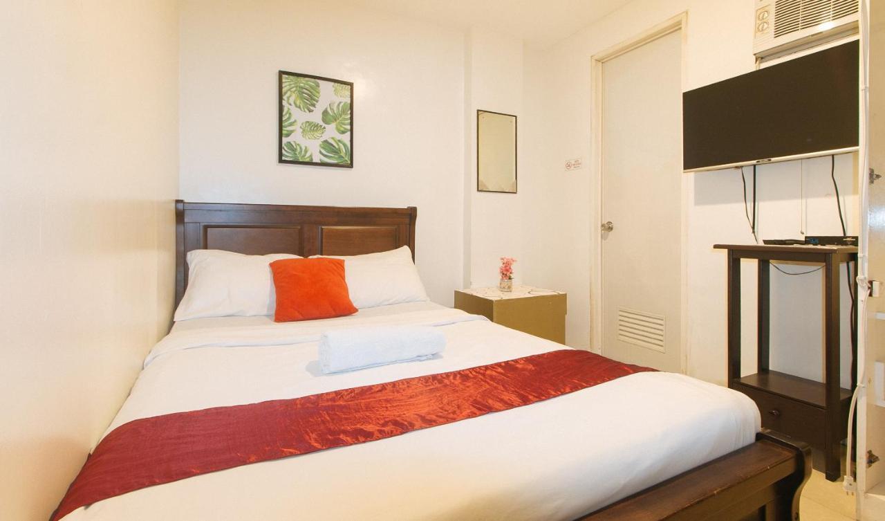 Nearest Hostel Pasay City By Reddoorz Esterno foto