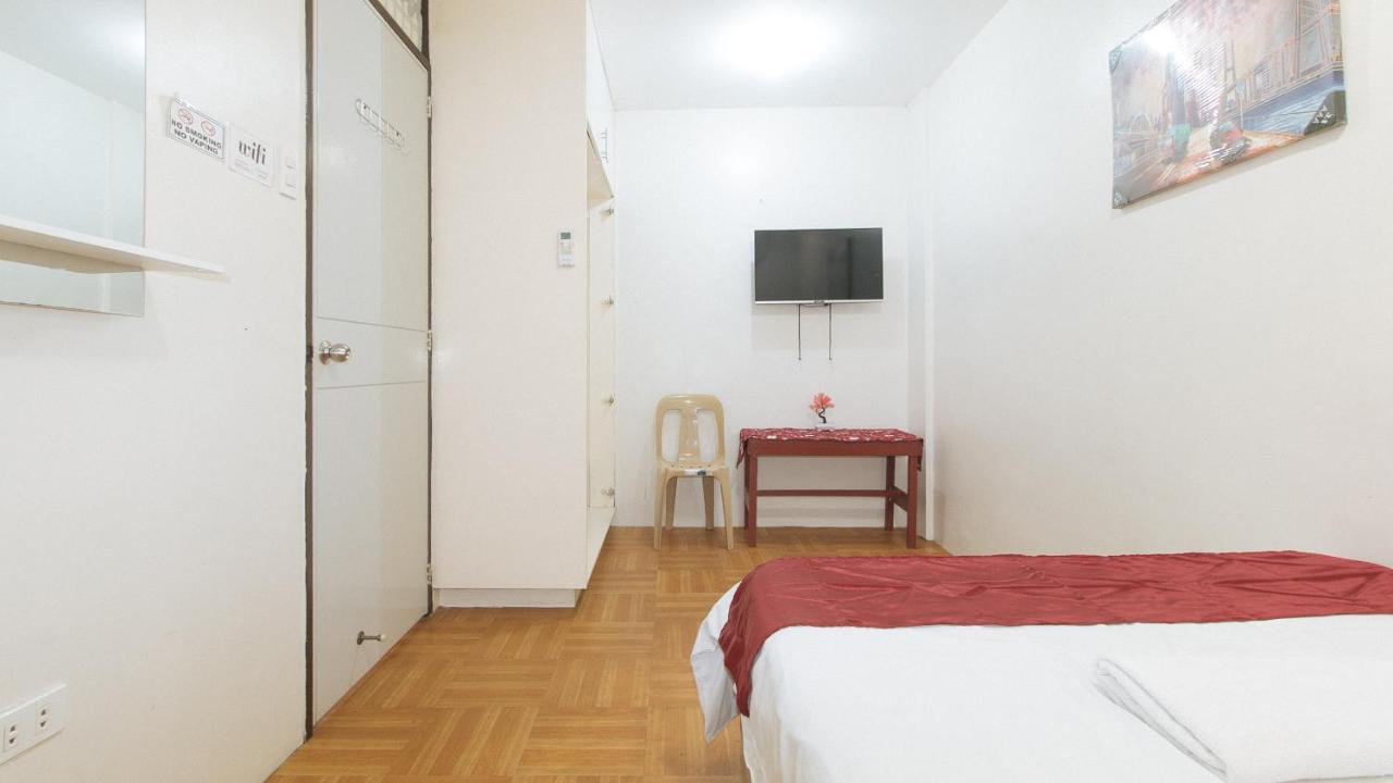 Nearest Hostel Pasay City By Reddoorz Esterno foto